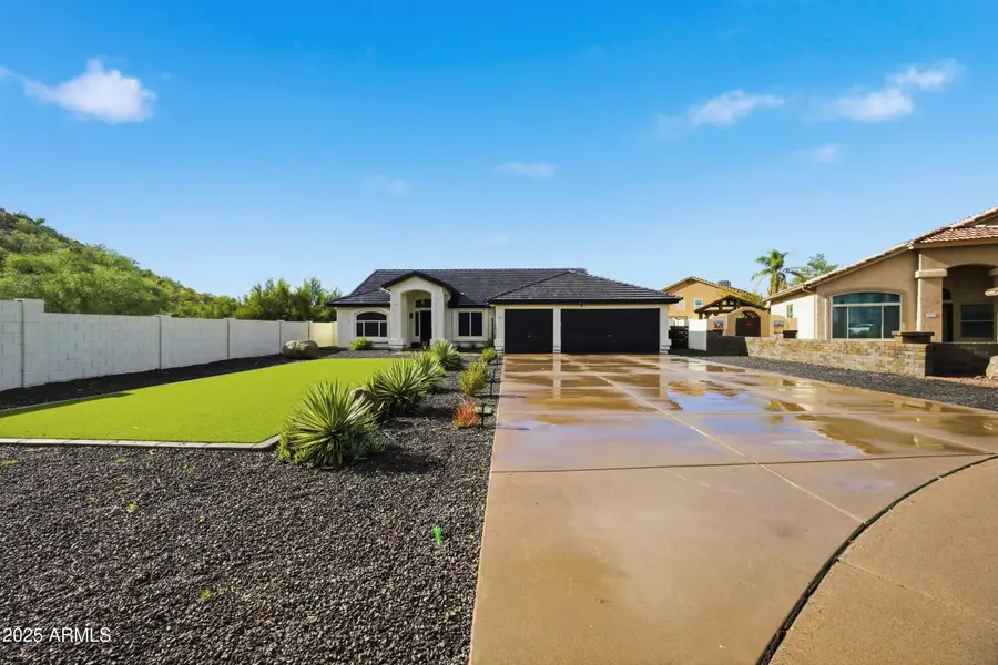 1840 N Rowen Circle, Mesa, AZ 85207 - Image #3