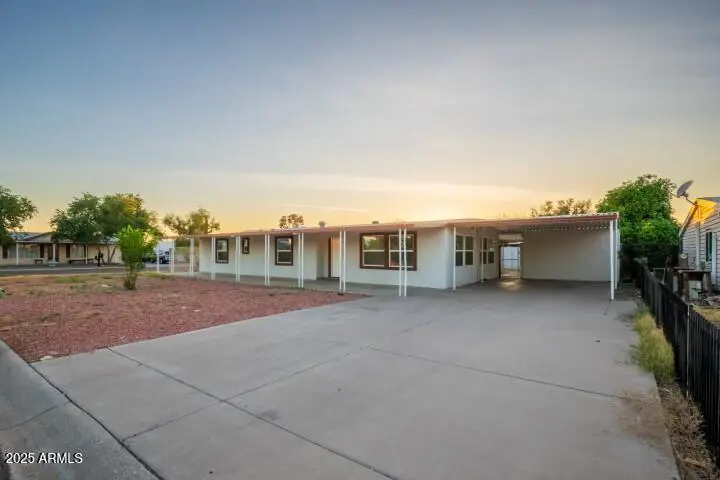 6810 W Sherri Jean Lane, Glendale, AZ 85382 - Image #2