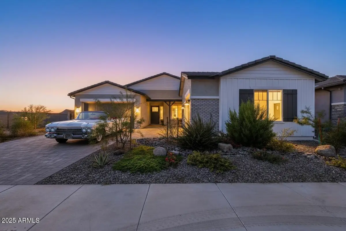 13668 W Hackamore Drive, Peoria, AZ 85383 - Image #1