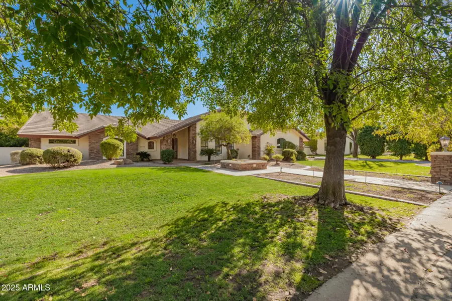 8272 S Pecan Grove Circle, Tempe, AZ 85284 - Image #2