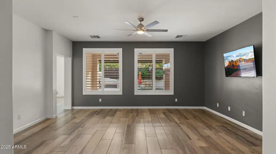 1831 E Valencia Drive, Phoenix, AZ 85042 - Image #2