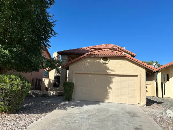 966 E Rockwell Drive, Chandler, AZ 85225