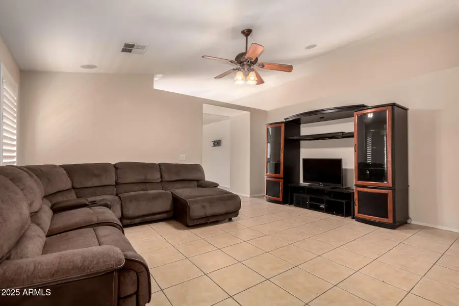 2513 W Carter Road, Phoenix, AZ 85041 - Image #3