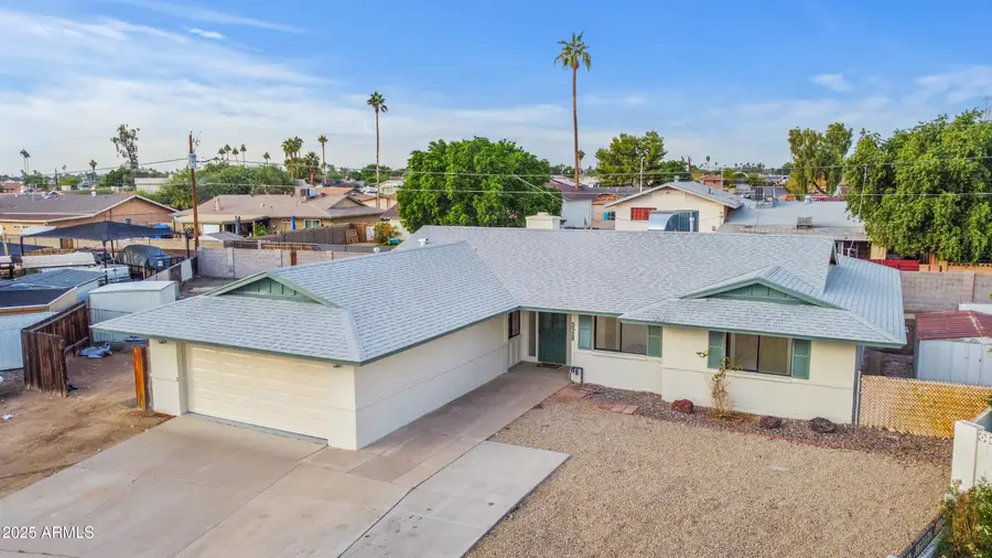 5528 N 39th Drive, Phoenix, AZ 85019 - Image #2