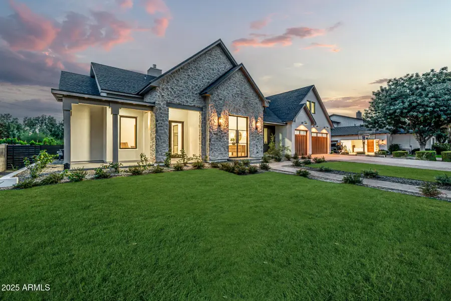 5739 E Calle Del Paisano --, Phoenix, AZ 85018 - Image #2