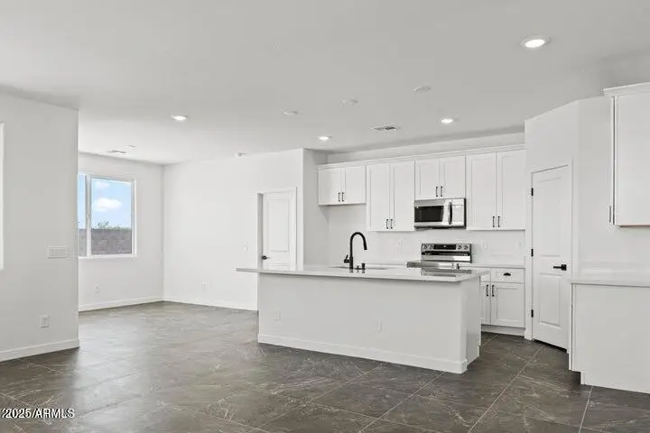 3430 W Colusa Drive, Eloy, AZ 85131 - Image #2