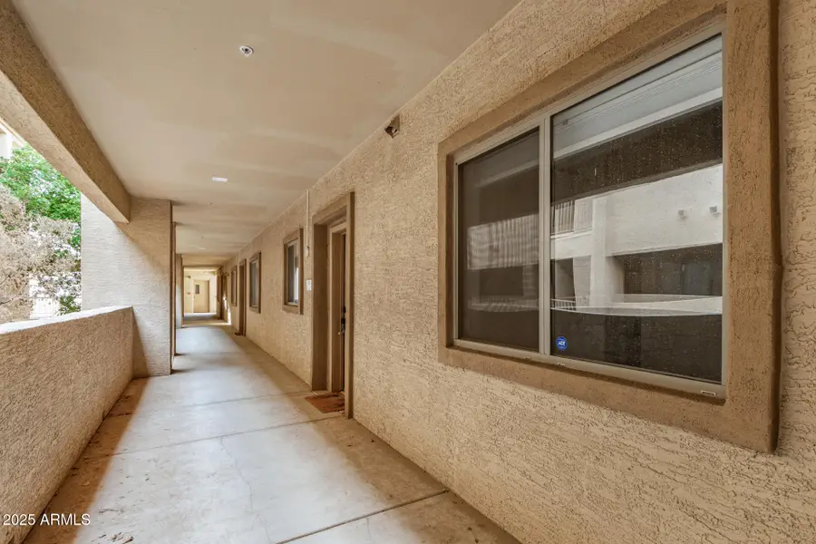 920 E Devonshire Avenue #2020, Phoenix, AZ 85014 - Image #2
