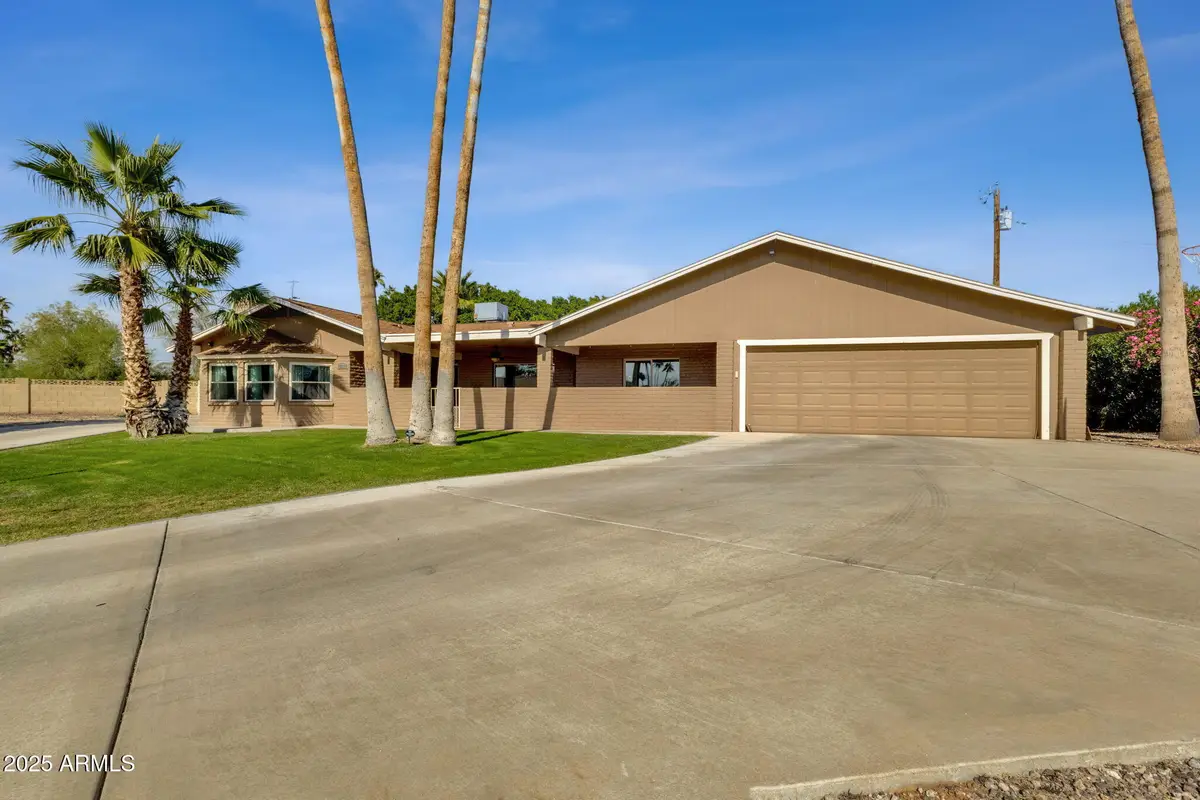 13633 N 51st Way, Phoenix, AZ 85254 - Image #1