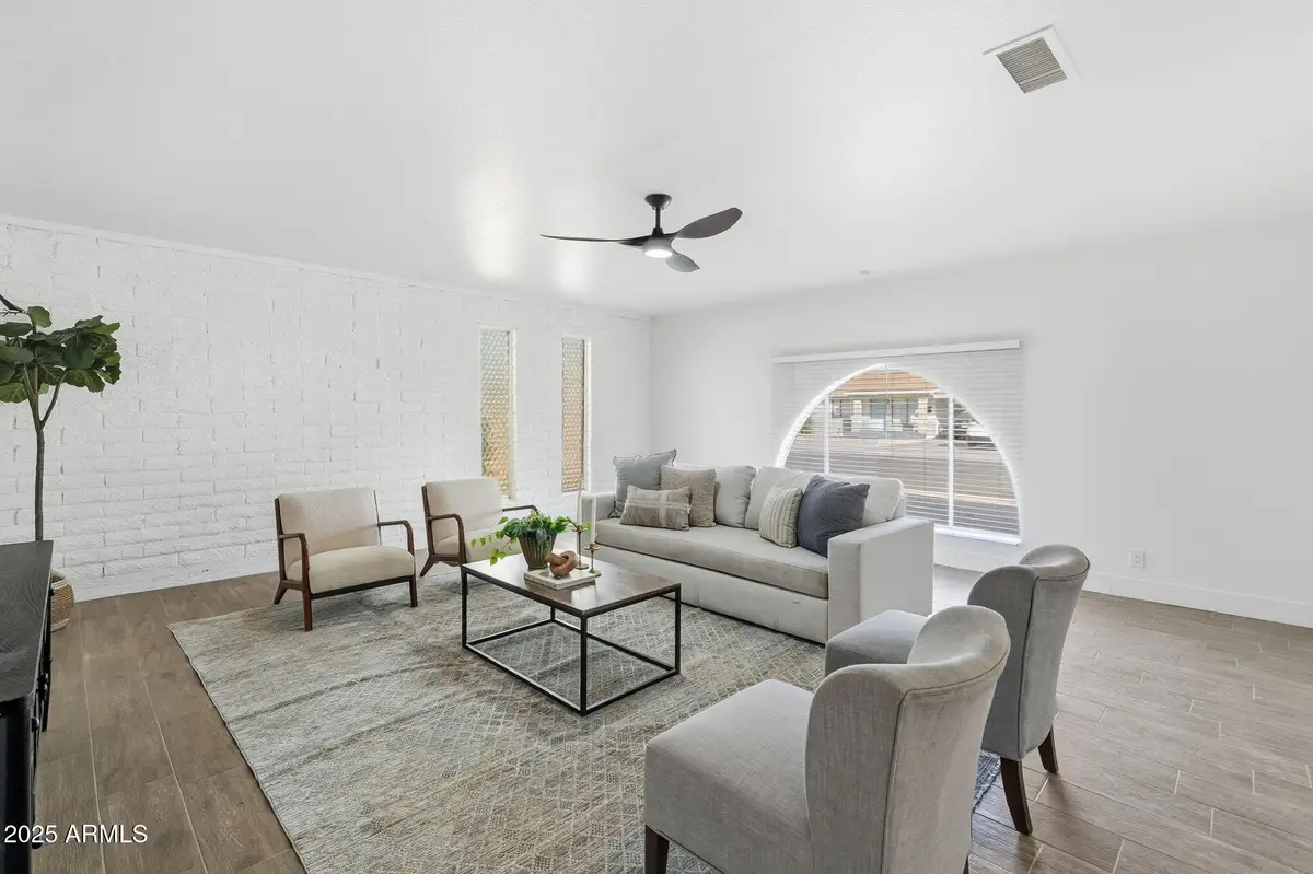 403 W Gail Drive, Chandler, AZ 85225 - Image #1