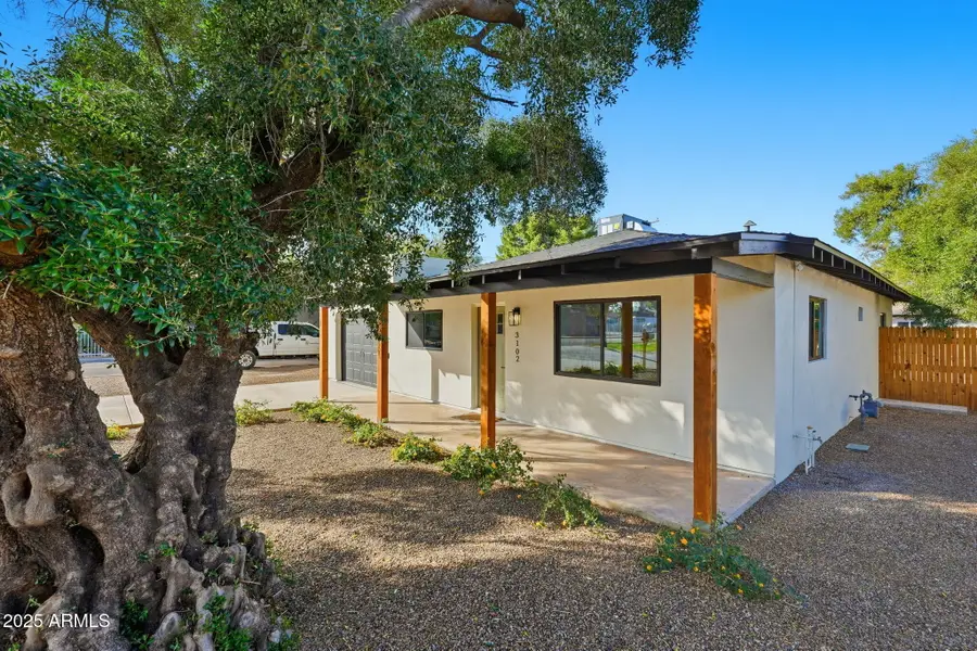 3102 N 34th Place, Phoenix, AZ 85018 - Image #2