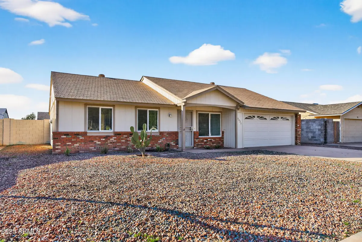 9025 W Cinnabar Avenue, Peoria, AZ 85345 - Image #1