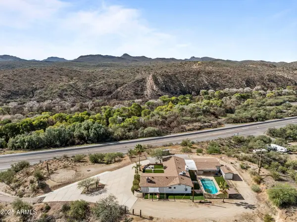 46623 N Grand Avenue, Morristown, AZ 85342