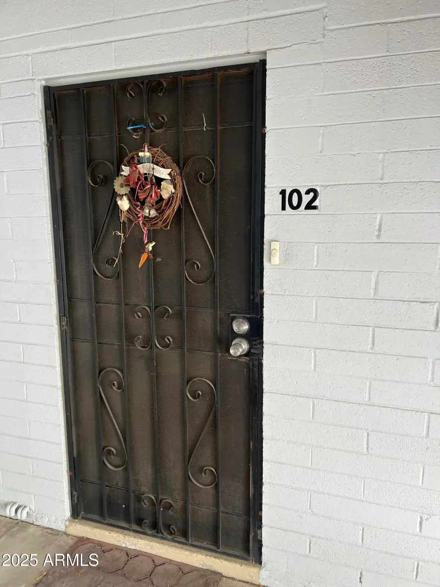 2530 W Berridge Lane #E102, Phoenix, AZ 85017 - Image #3