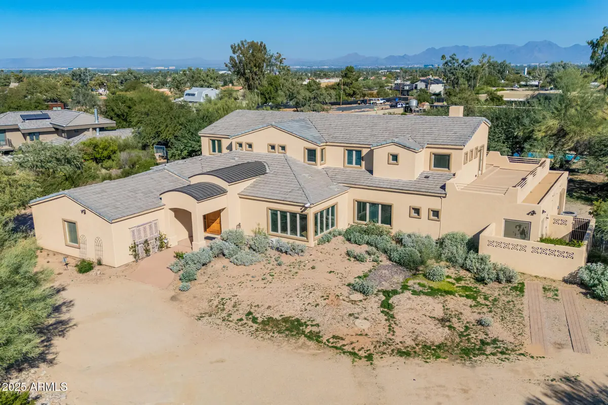 10215 N 38th Street, Phoenix, AZ 85028 - Image #1