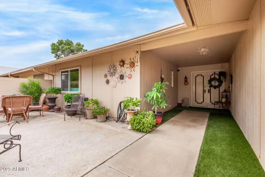 9881 W Spanish Moss Court, Sun City, AZ 85373 - Image #2