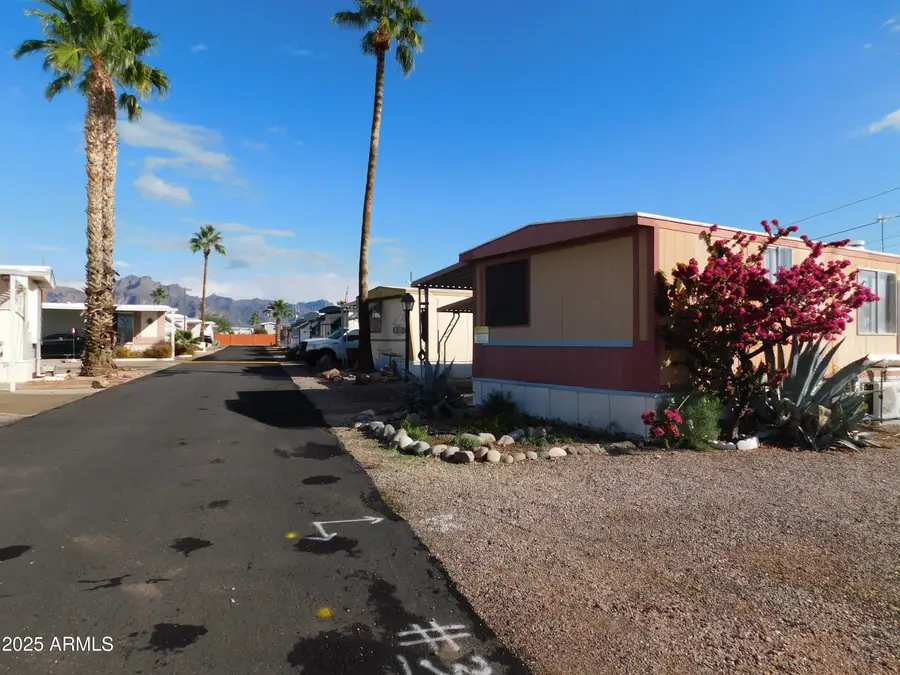 925 N Plaza Drive #32, Apache Junction, AZ 85120 - Image #2