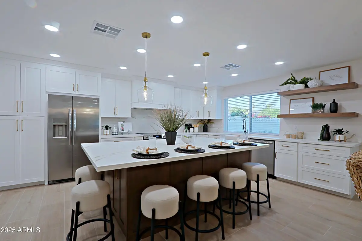 10511 W Kingswood Circle, Sun City, AZ 85351 - Image #1