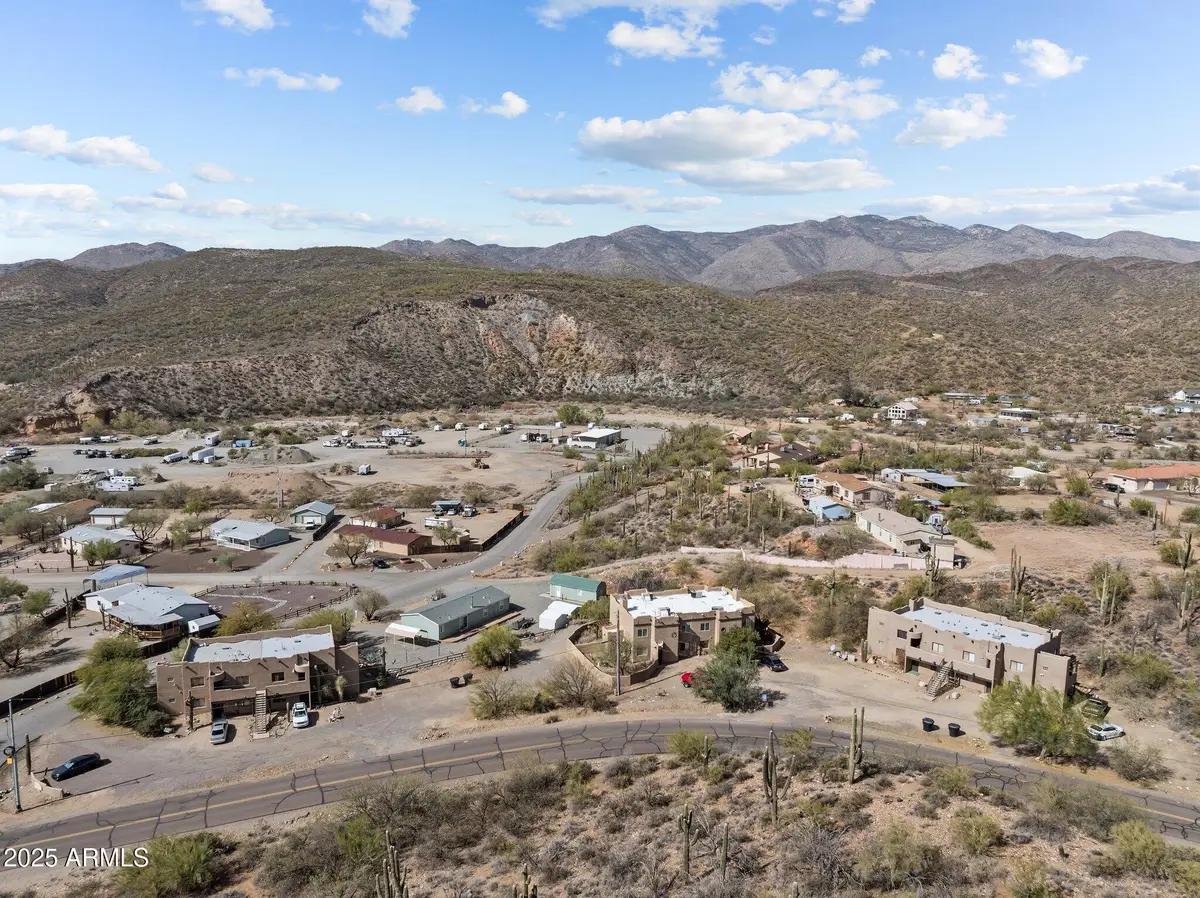 32776 S Maggie Mine Road, Black Canyon City, AZ 85324 - Image #1