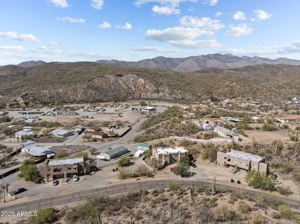 32776 S Maggie Mine Road, Black Canyon City, AZ 85324