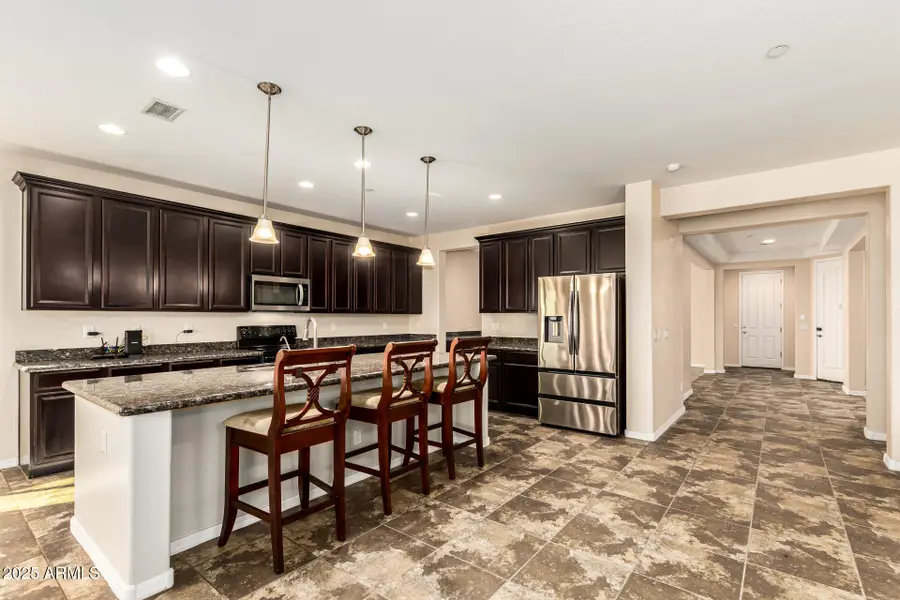 18199 W Mackenzie Drive, Goodyear, AZ 85395 - Image #2