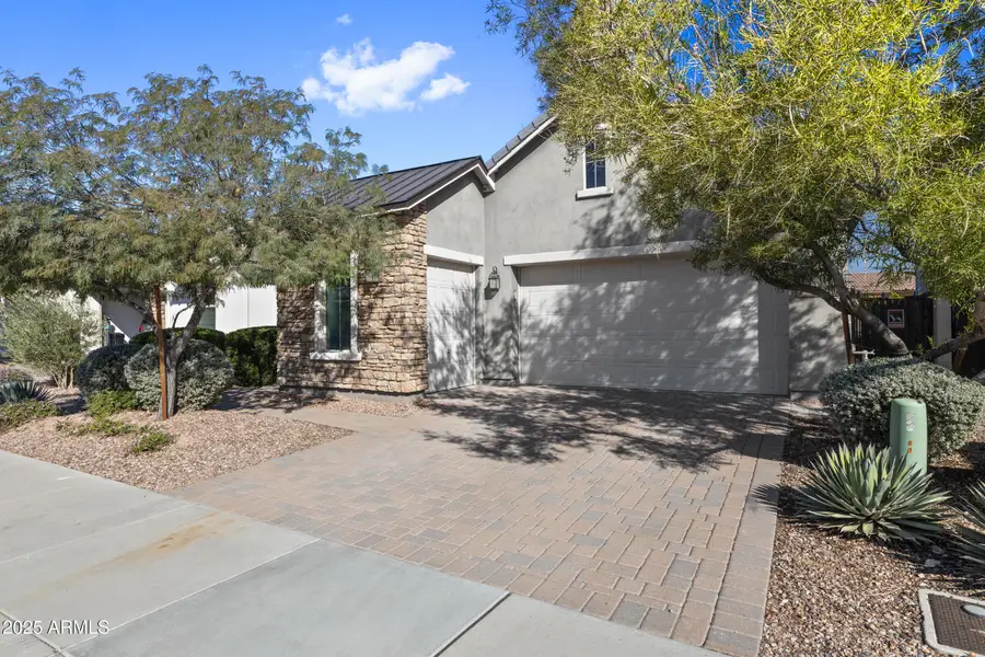 12090 W Peak View Road, Peoria, AZ 85383 - Image #2