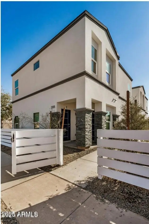 1305 E Madison Street, Phoenix, AZ 85034 - Image #1