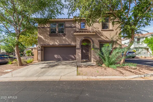 1096 E Parkview Court, Gilbert, AZ 85295