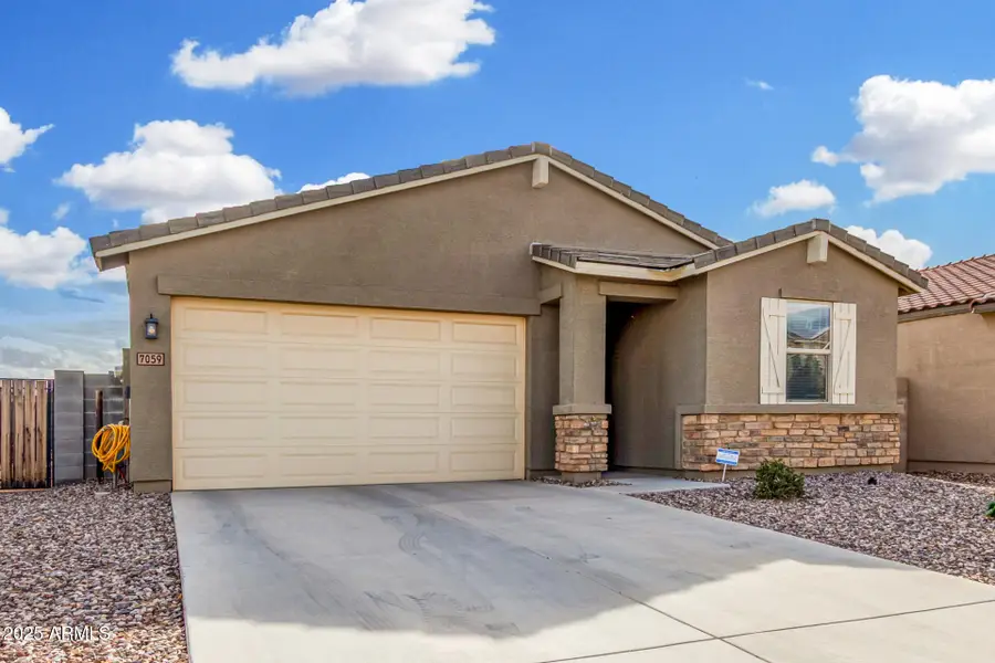 7059 E Bobwhite Court, San Tan Valley, AZ 85143 - Image #2
