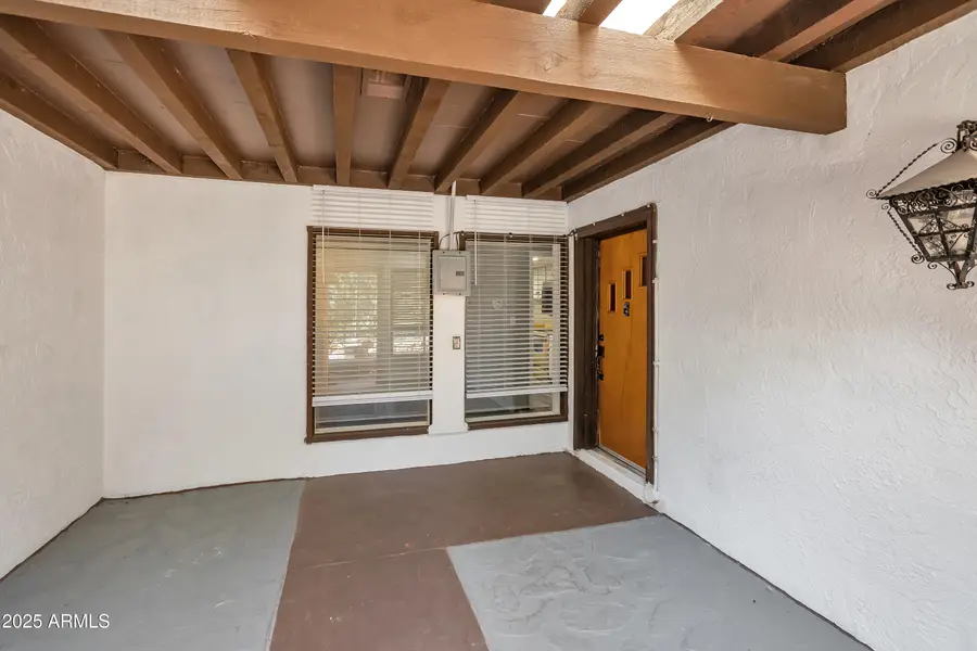 255 Quail Hollow Drive, Village Of Oak Creek Big Park, AZ 86351 - Image #3