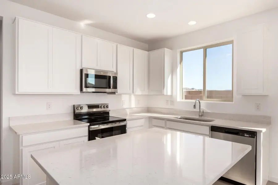 18587 E Bianca Way, Queen Valley, AZ 85118 - Image #2