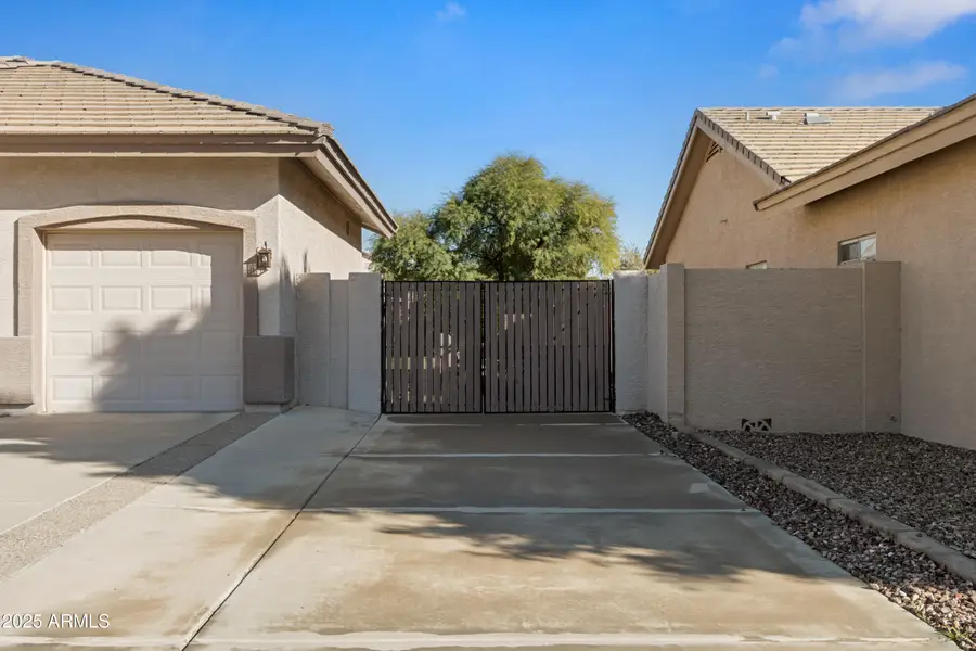 24415 N 43rd Drive, Phoenix, AZ 85310 - Image #3