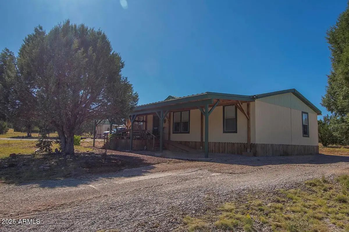 56076 N Potrero Parkway, Seligman, AZ 86337 - Image #1