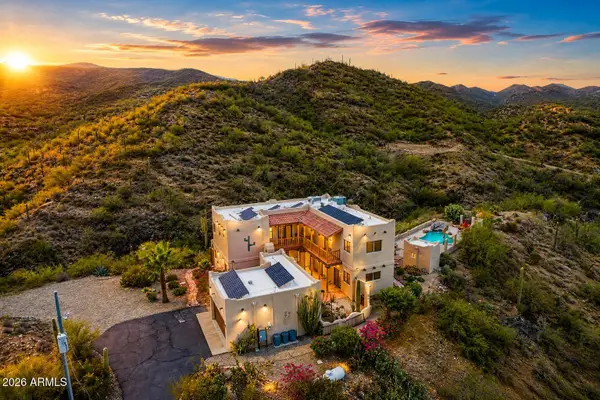 32150 S Lisa Drive, Black Canyon City, AZ 85324