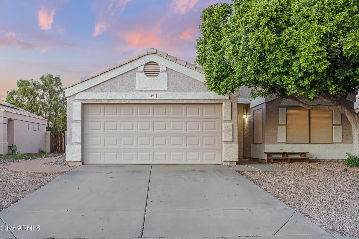 1428 W Mesquite Avenue, Apache Junction, AZ 85120 - Image #1