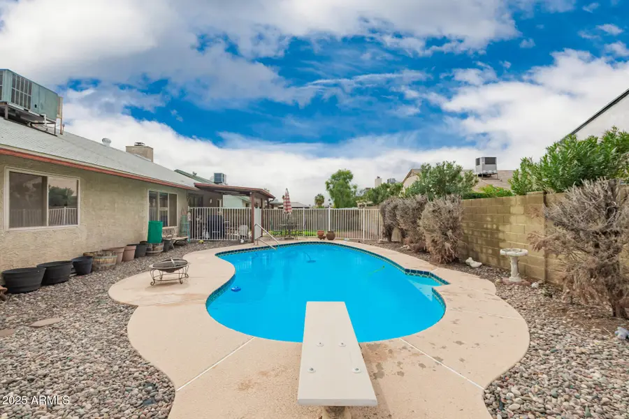 10020 N 65th Avenue, Glendale, AZ 85302 - Image #3