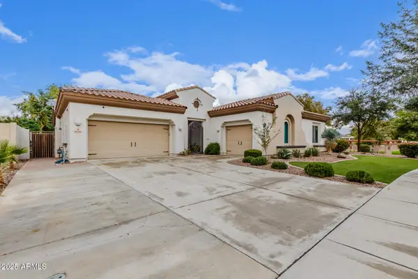 898 W Grove Street, Litchfield Park, AZ 85340