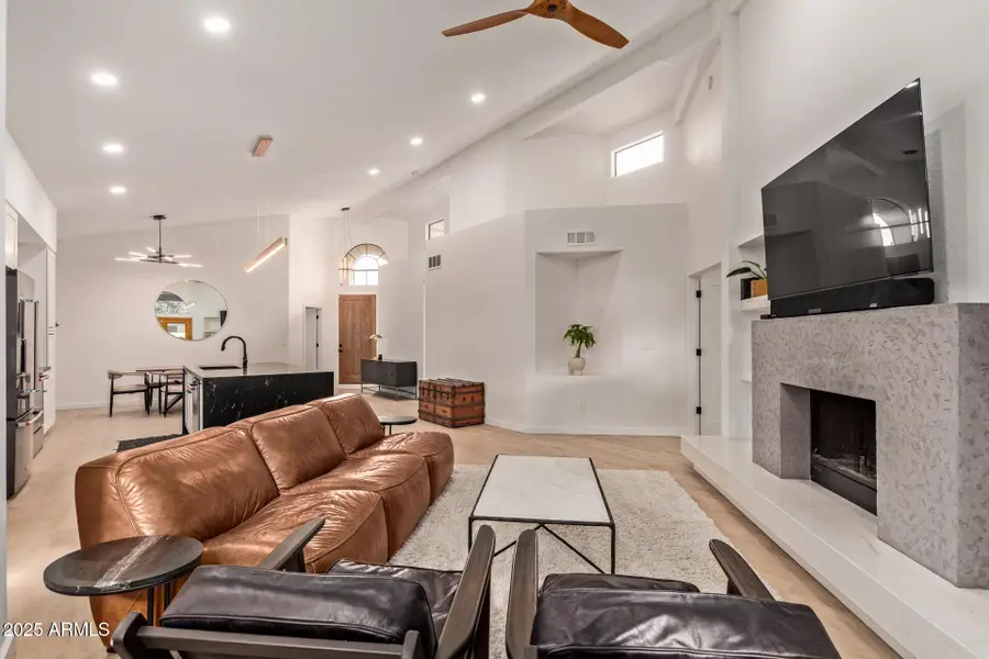 5027 E La Mirada Way, Phoenix, AZ 85044 - Image #3