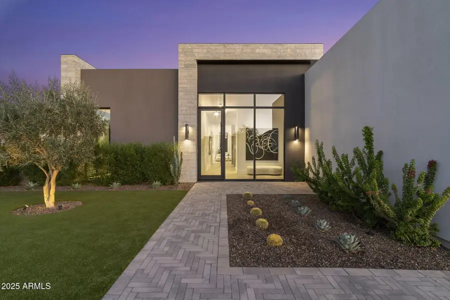 6913 N Joshua Tree Court, Paradise Valley, AZ 85253 - Image #2