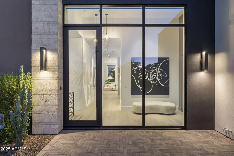 6913 N Joshua Tree Court, Paradise Valley, AZ 85253 - Image #3