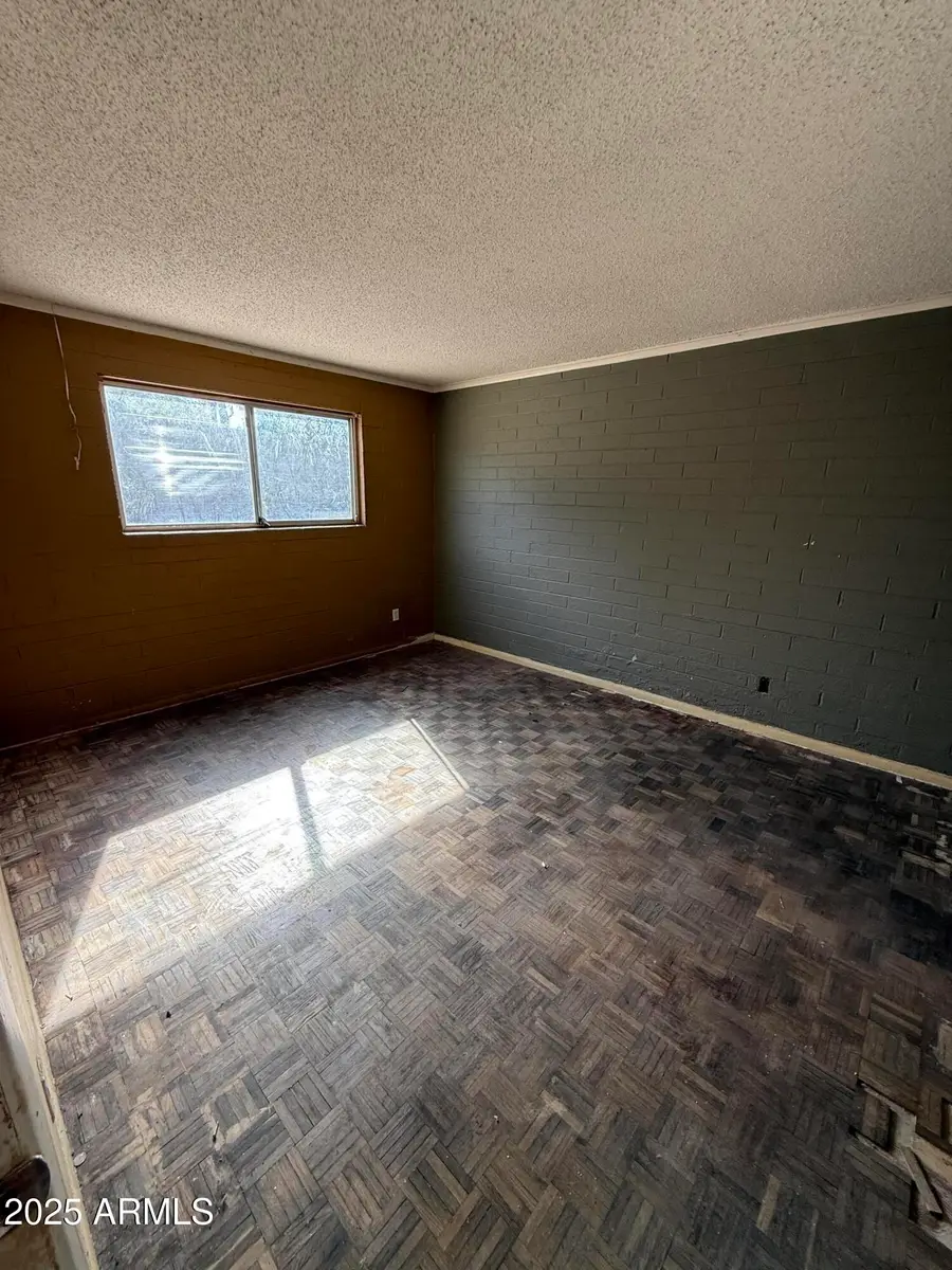 3921 E Sahuaro Drive, Phoenix, AZ 85028 - Image #3