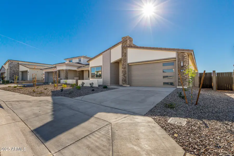 30147 W Palo Brea Way, Buckeye, AZ 85396 - Image #2