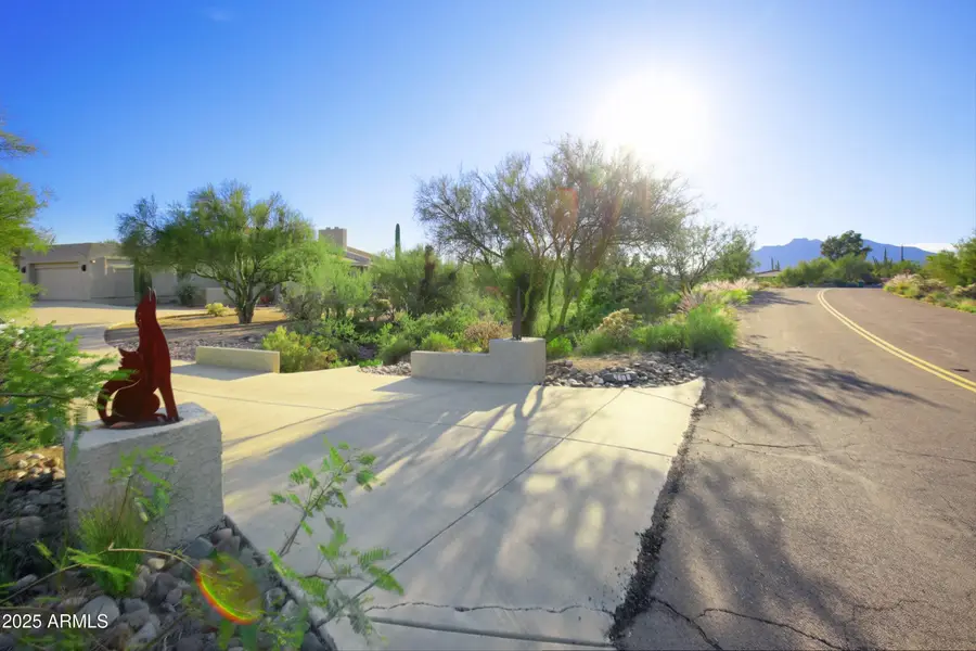 8249 E Carefree Drive, Carefree, AZ 85377 - Image #3