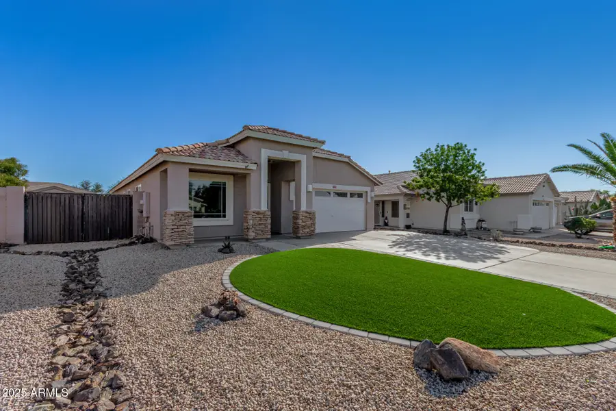 1567 N Tucana Court, Gilbert, AZ 85234 - Image #2