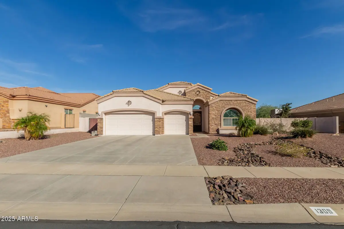 1309 N Amandes --, Mesa, AZ 85207 - Image #1