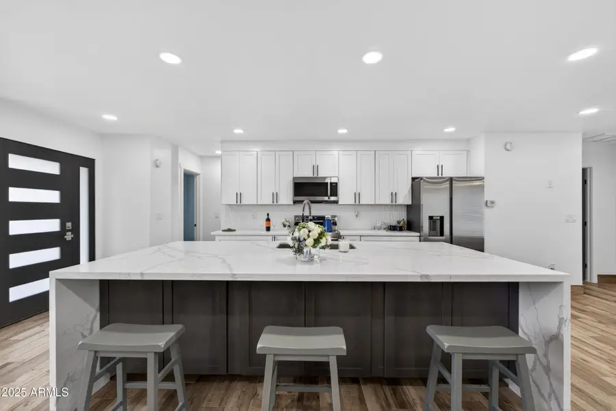 731 E Villa Rita Drive, Phoenix, AZ 85022 - Image #2