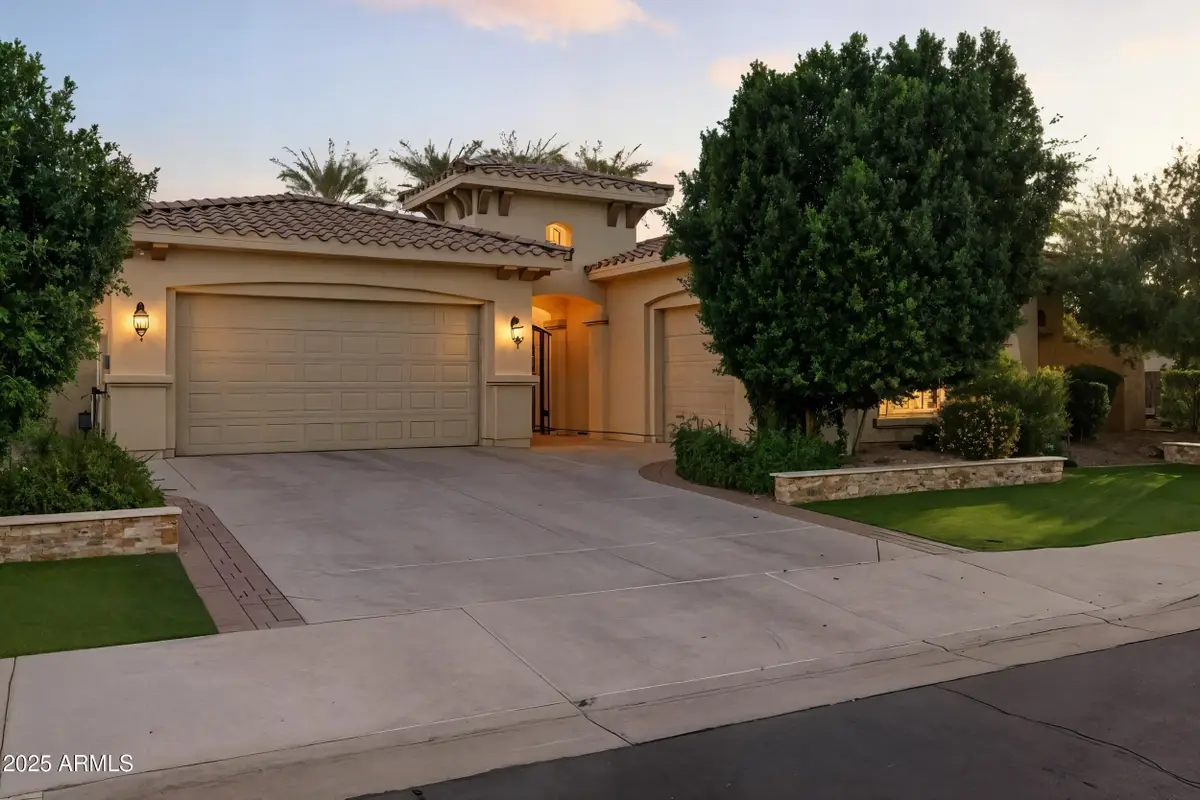 3949 E Wood Drive, Chandler, AZ 85249 - Image #1