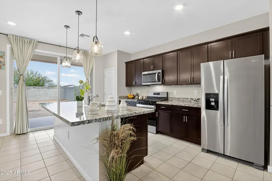 19090 N Silver Dog Way, Maricopa, AZ 85138 - Image #3