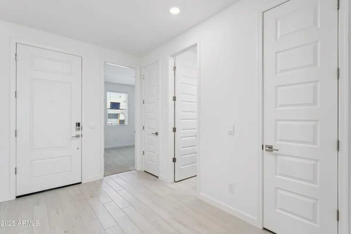 6979 W Buckhorn Trail, Peoria, AZ 85383 - Image #1