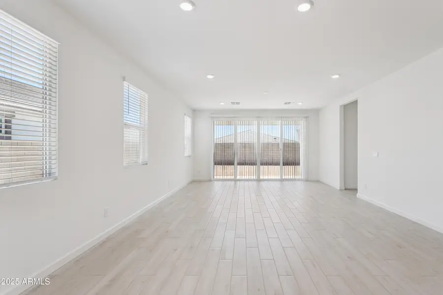 6979 W Buckhorn Trail, Peoria, AZ 85383 - Image #3