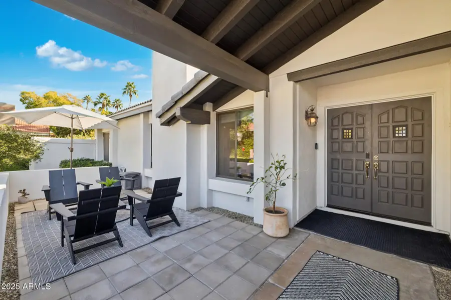 8542 N Woodland Court, Scottsdale, AZ 85258 - Image #2